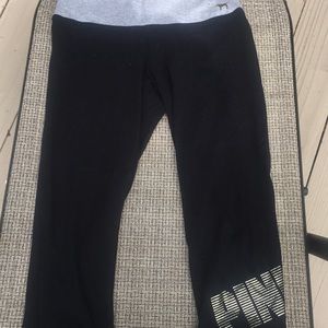 PINK cropped leggings